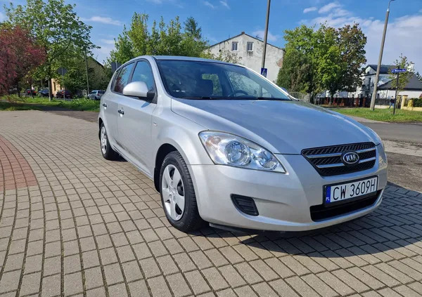 woźniki Kia Ceed cena 16900 przebieg: 189000, rok produkcji 2009 z Woźniki